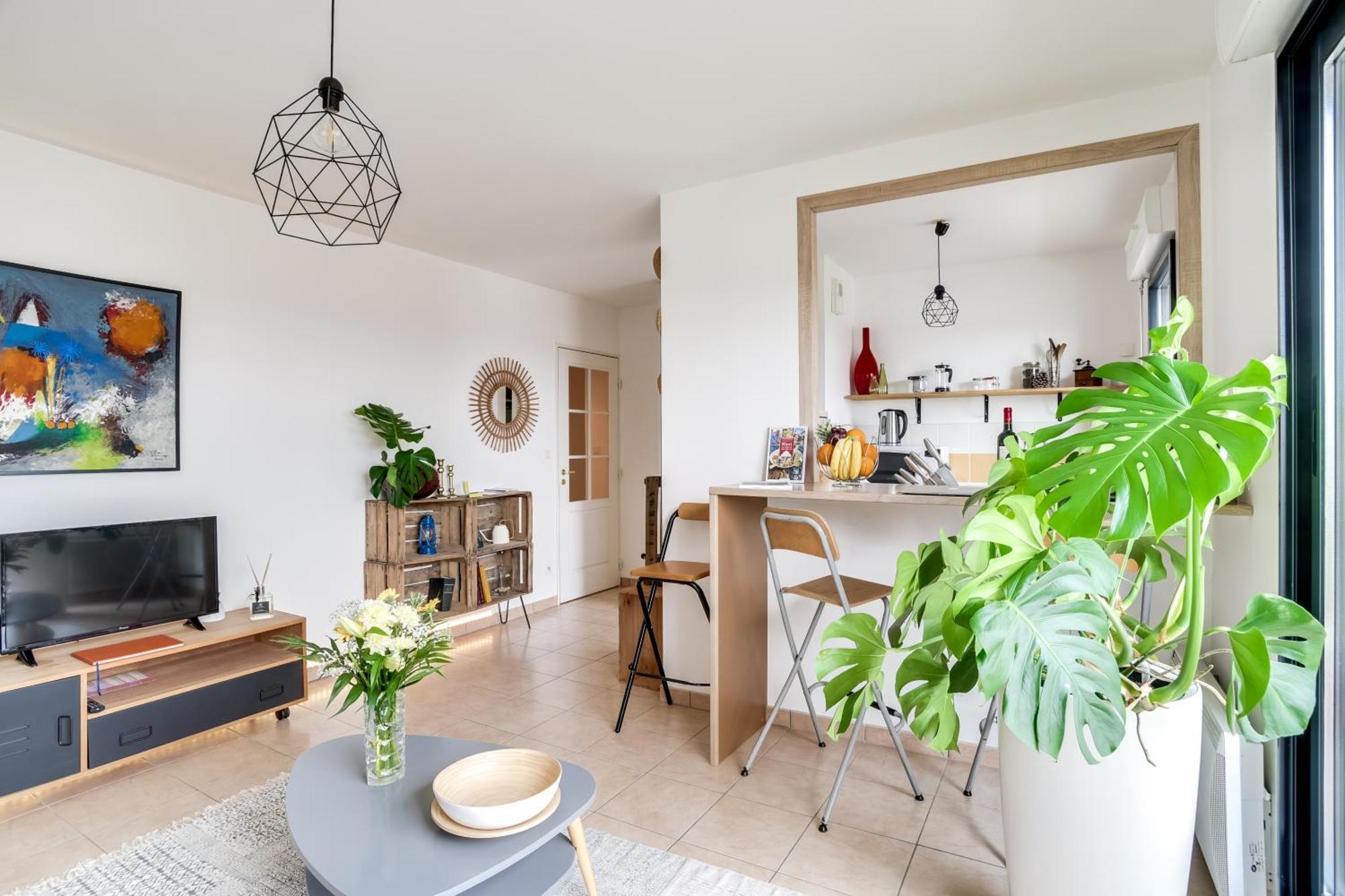 Appartamento Votre Escale - Le Petit Montmartre Niort Esterno foto