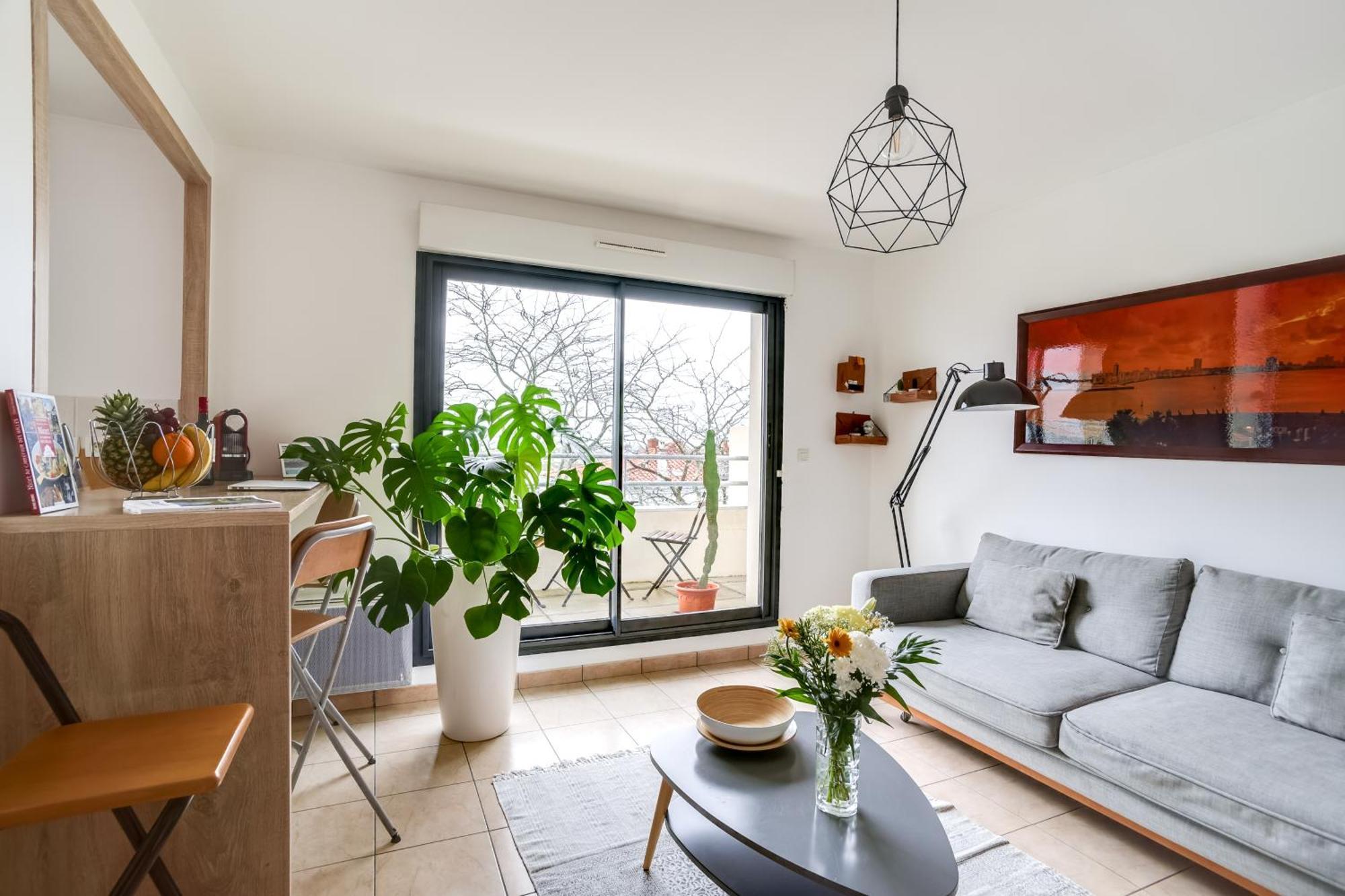 Appartamento Votre Escale - Le Petit Montmartre Niort Esterno foto