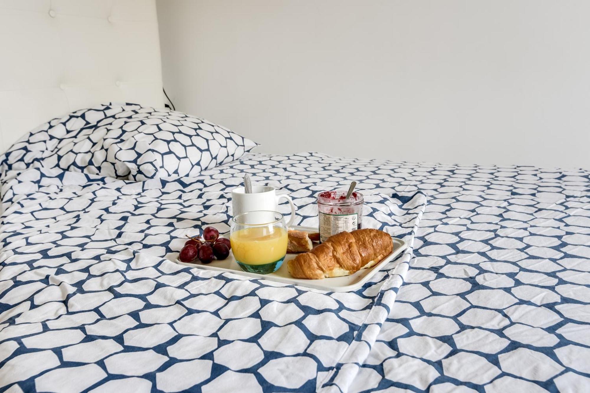 Appartamento Votre Escale - Le Petit Montmartre Niort Esterno foto